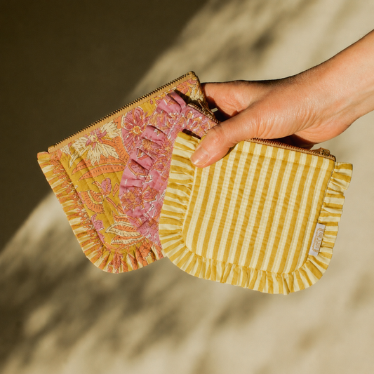 Pochette plate froufrous