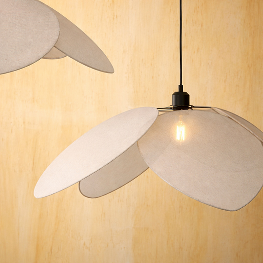 Suspension pétales lin