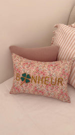 Coussin brodé CSAO - grand format